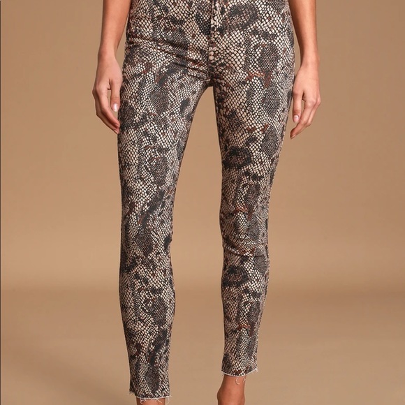 High Rise Snake Print Jeans ๐ - Picture 2 of 11